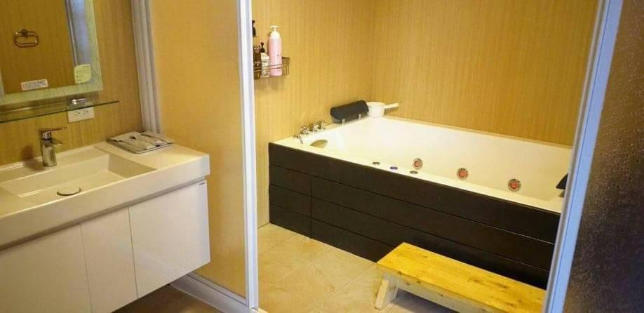 Shen Shan Lin Nai B&B Жушан Екстериор снимка