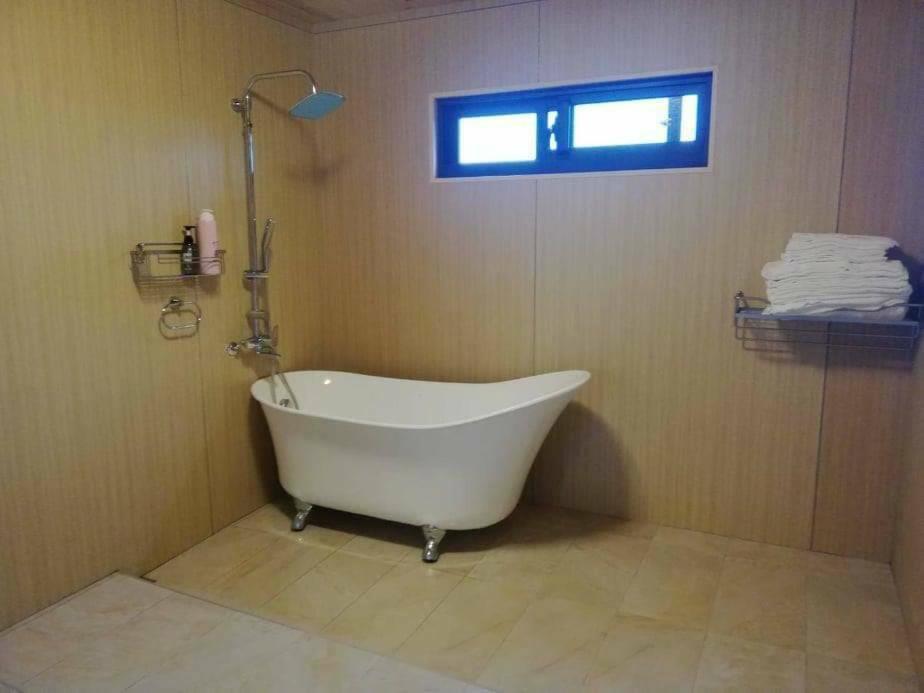 Shen Shan Lin Nai B&B Жушан Екстериор снимка