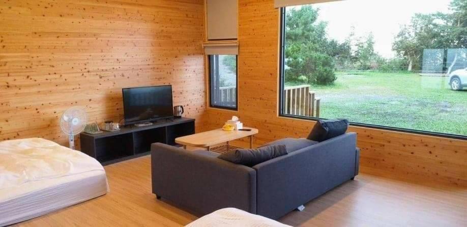 Shen Shan Lin Nai B&B Жушан Екстериор снимка