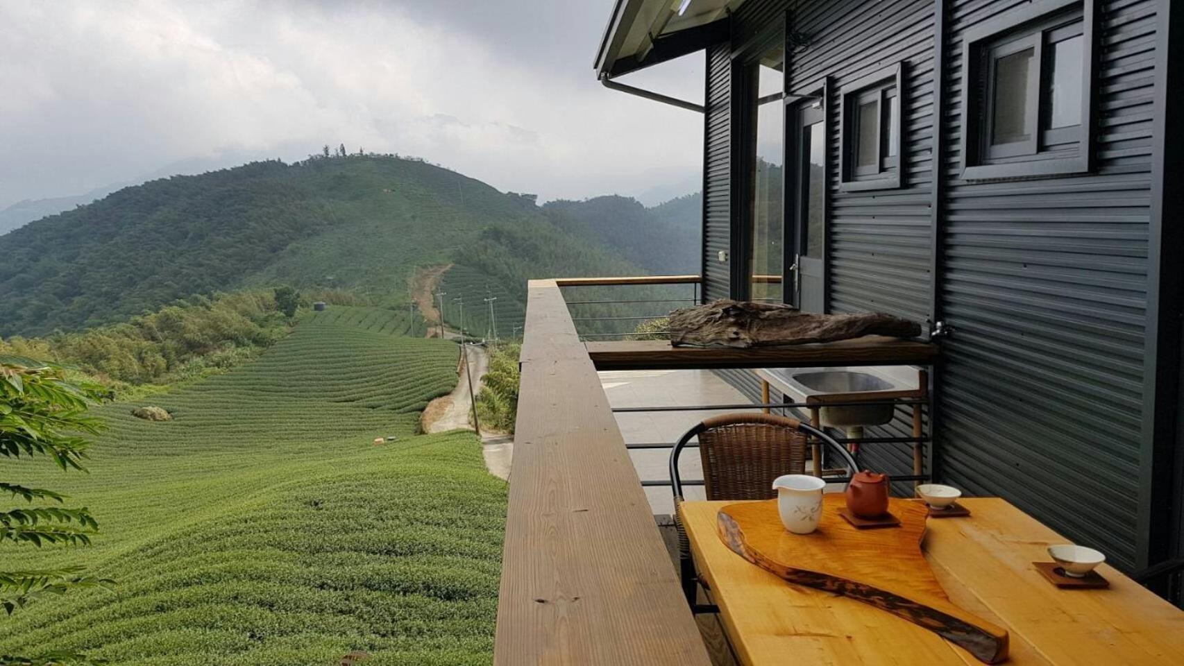 Shen Shan Lin Nai B&B Жушан Екстериор снимка