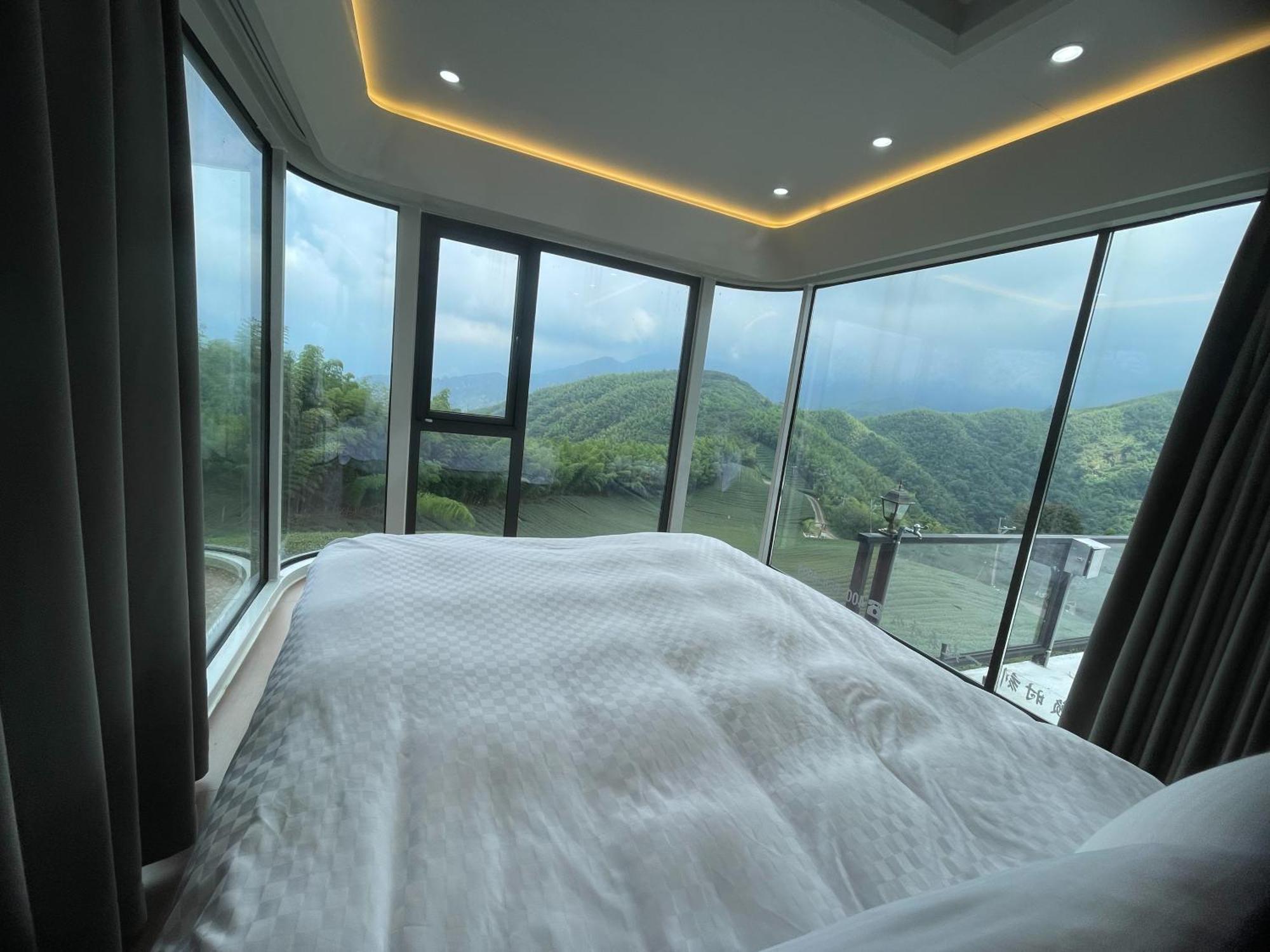 Shen Shan Lin Nai B&B Жушан Екстериор снимка