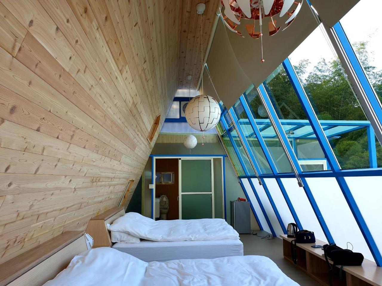 Shen Shan Lin Nai B&B Жушан Екстериор снимка